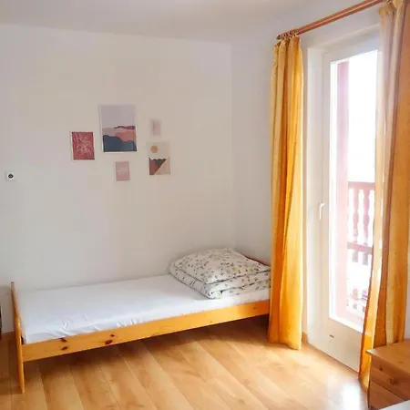 Gosciniec Adam Guest house *