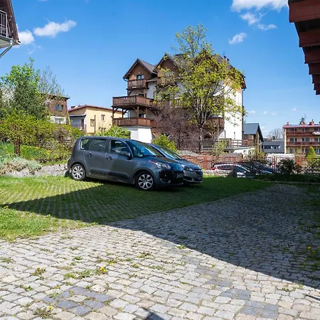 招待所 Gosciniec Adam 斯克拉斯卡波伦巴